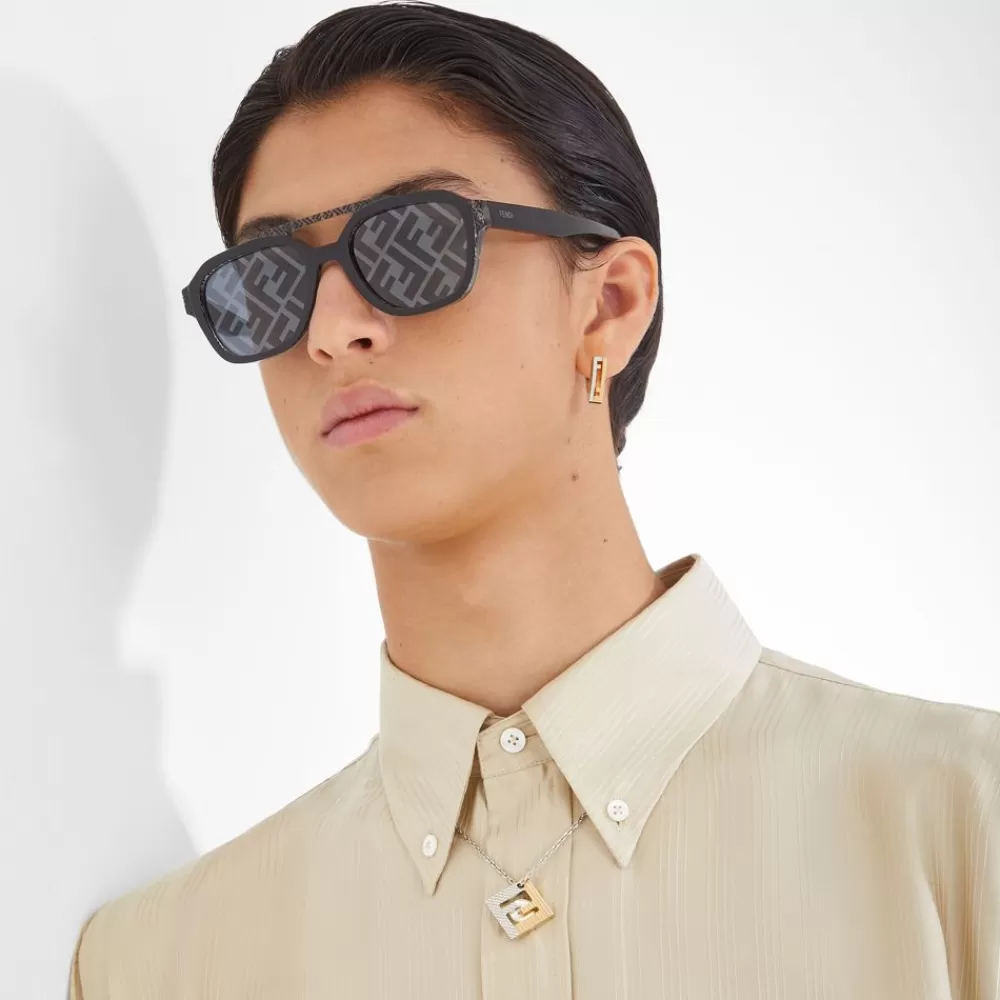 Orecchini>Fendi Orecchino In Metallo Color Argento E Oro