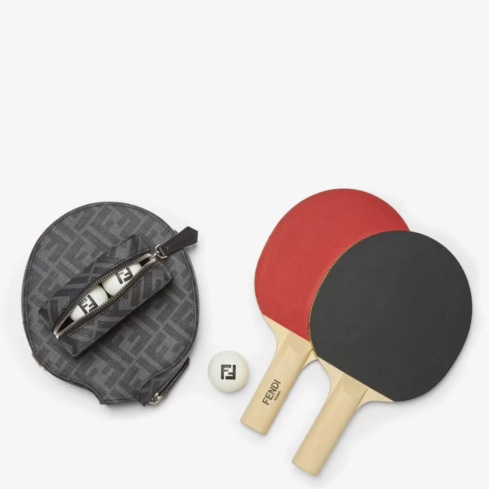 Viaggi E Lifestyle>Fendi Set Da Ping Pong In Tessuto Nero